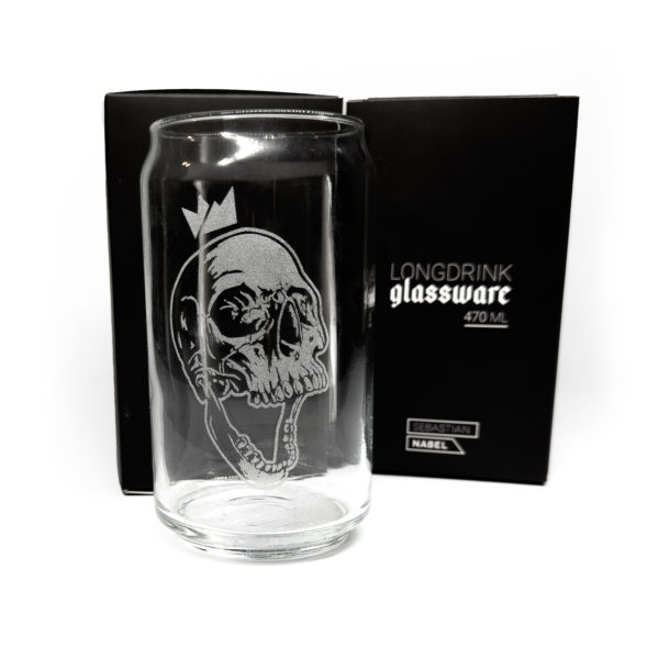 Engraved Regicide glass with sturdy design and 470ml capacity